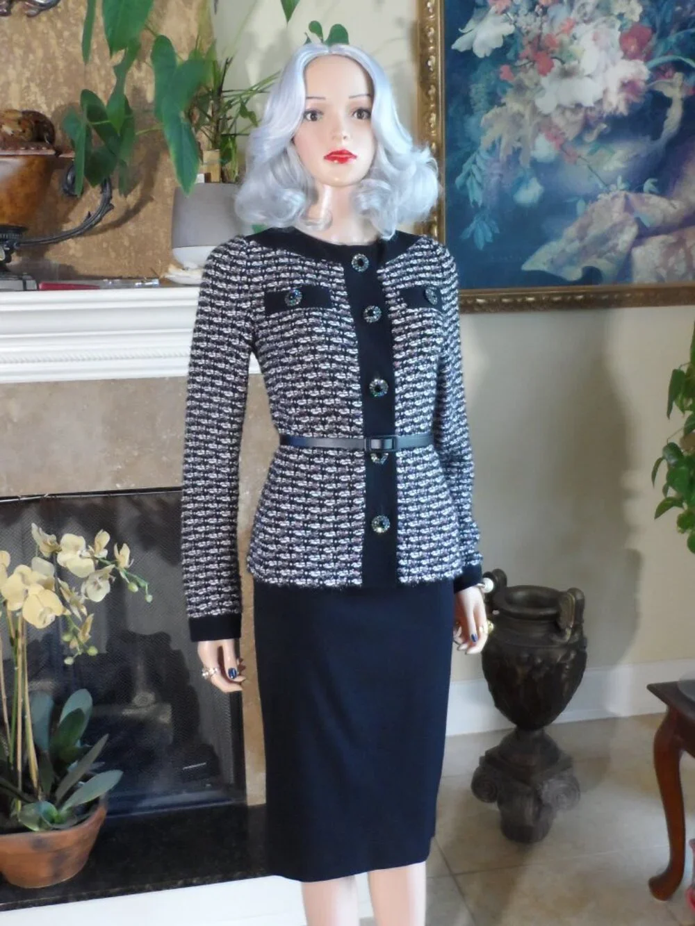 St. John Collection Bouclé Knit Skirt Suit Black Pink White Size 4 - Picture 4 of 16